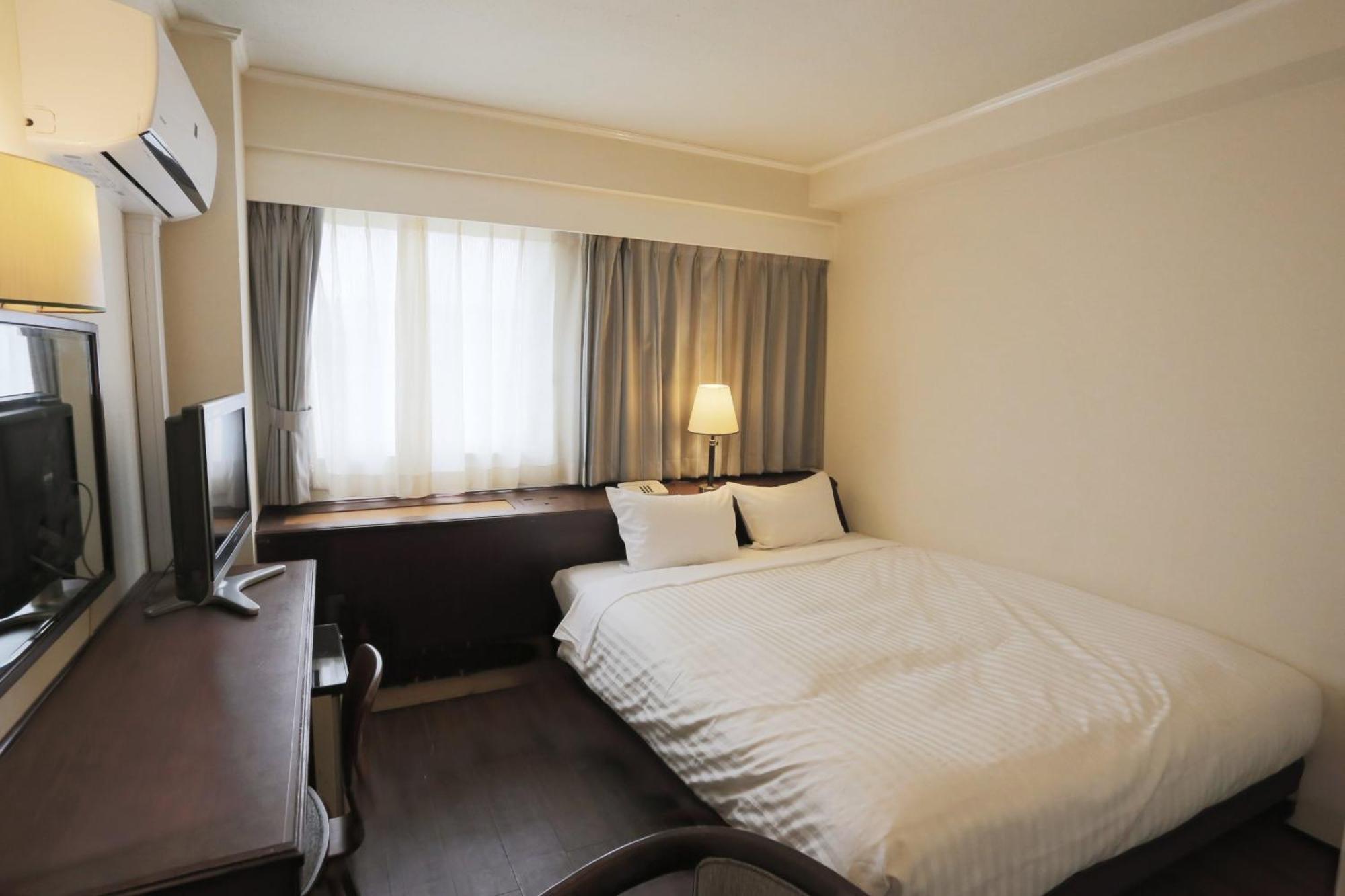 Hotel Castle Inn Yokkaichi Exterior photo